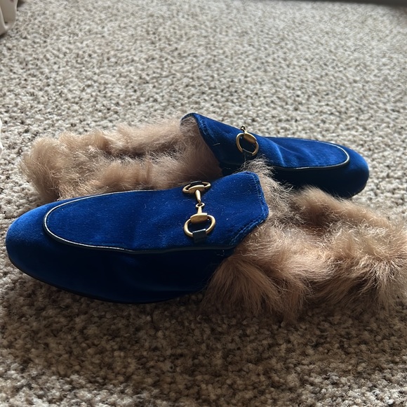 Gucci Velvet Fur Princetown - Picture 11 of 12